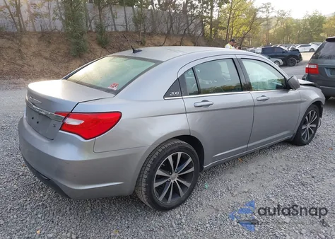 2013 Chrysler 200 Limited z USA, uszkodzony, nr VIN 1C3CCBCG1DN539328